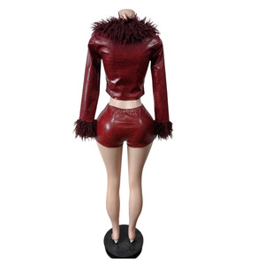 Nouveauté : Ensemble 2 pièces tendance en similicuir PU pour femme, imprimé serpent, haut à manches longues et short extensible, très vendu - Product Image 5