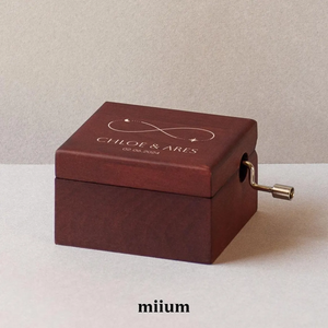 Boîte à <span class=keywords><strong>musique</strong></span> <span class=keywords><strong>moderne</strong></span> en bois à manivelle avec <span class=keywords><strong>musique</strong></span> personnalisée <span class=keywords><strong>joyeux</strong></span> <span class=keywords><strong>anniversaire</strong></span> salutation impression couleur UV livraison rapide en gros - Product Image 2