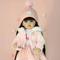 Weiche Silikon-Reborn-Puppe 55cm mit Rosa Garnmütze Lebensechter Schlafbegleiter für Kinder von 7-14 Jahren Unisex