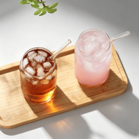 Bouteille en verre vintage transparente de 500 ml (16 oz) pour lait et jus, résistante au froid et à la chaleur, avec couvercle en bambou et paille – Indispensable pour l'été – Vente en gros
