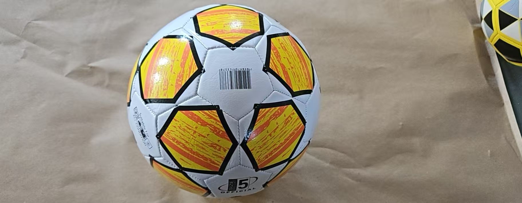 สีเหลือง