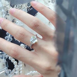 แหวนเงินแท้ S925 สำหรับผู้หญิง ดีไซน์ทันสมัย สไตล์เย็นหรูหรา ประดับเปลือกหอยมุกสีขาว รูปทรงดาวไม่สมมาตร - Product Image 4