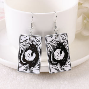 1 par de pendientes de gota, tarjeta de <span class=keywords><strong>Tarot</strong></span> en blanco <span class=keywords><strong>y</strong></span> negro, Luna, <span class=keywords><strong>estrella</strong></span> <span class=keywords><strong>y</strong></span> los amantes, artesanías de adivinación, regalo de joyería de moda - Product Image 2