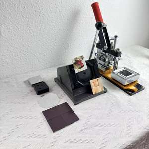 NOUVEAUTÉ 2026 : Kit de fabrication d'<span class=keywords><strong>aimants</strong></span> de réfrigérateur carrés en métal manuels SAGER 63,5*63,5 mm pour <span class=keywords><strong>photos</strong></span> – Vente Flash - Product Image 5