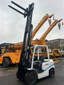 Tình trạng tốt 3mast với <span class=keywords><strong>Side</strong></span> <span class=keywords><strong>Shift</strong></span> Nhật Bản sử dụng xe nâng <span class=keywords><strong>TCM</strong></span> FD30 fd50 fd70 3 tấn <span class=keywords><strong>TCM</strong></span> 3 t xe nâng DIESEL fd100 để bán nóng - Product Image 4