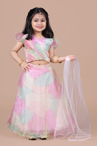 Conjunto de Lehenga y Blusa Estampada para Niñas Titrit, Listo para Usar, con Dupatta - Product Image 2