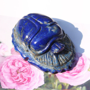 Vente en gros sculptée à la main naturelle de haute qualité Lapis Lazuli bleu pierre précieuse cristal égyptien amulette <span class=keywords><strong>scarab</strong></span>ée sculpture pour la décoration intérieure - Product Image 6
