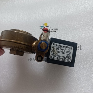 Valve d'origine d'occasion WD R2.335.002/02 EMD-S14-E30-6F pour pièces d'impression offset R2.335.002 - Product Image 3