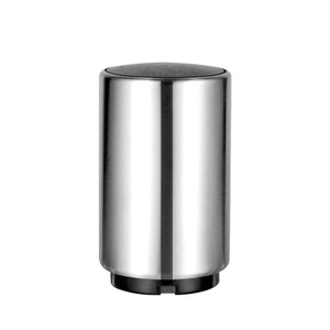 Apribottiglie Automatico a Pressione con Logo Personalizzato, Apribottiglie Magnetico per Vino e Birra per Feste - Product Image 6