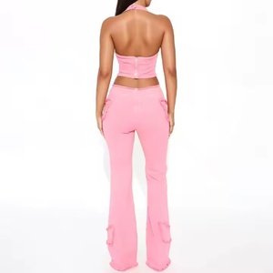Nouvelle Collection : Ensemble Jean Femme Sexy – Top Court Décolleté en V Profond et Jean Évasé Taille Haute Effet Délavé - Product Image 5