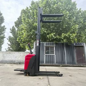 Apilador Eléctrico de Palés de 1.5 y 2 Toneladas con Horquillas de Elevación Ajustables para la Industria de Restaurantes - Product Image 4