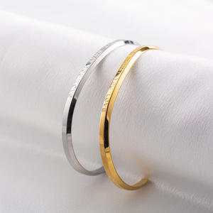 Pulseras de Moda y Únicas de Acero Inoxidable con Baño de Oro de 18K, Grabado con Mensaje Inspirador, Apertura en Forma de C, Joyería Unisex para Regalo - Product Image 3