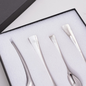 Wholesale Customized Luxury 304 Stainless Steel <b>Flatware</b> Set Western Style Eco-Friendly Cutlery for Business Gifts - Product Image 5