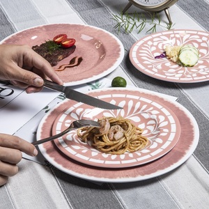 Homeware Nhà cung cấp sang trọng đặc biệt bộ bữa ăn tối tùy chỉnh đồ nấu nướng melamine Bộ đồ ăn Melamine Màu Hồng gập ghềnh Bộ đồ ăn - Product Image 4