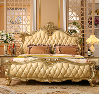 Ensemble de lit de luxe haut de gamme européen, cadre doré champagne avec cuir, double lit en bois massif, style français pour chambre principale et villa