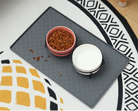 Tapis de nourrissage pour animaux de compagnie en silicone et plastique, grande taille, arrondi, antidérapant, imperméable, portable, pour la protection du sol