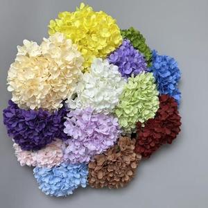 Flores de Hortensia de Látex Realistas al Tacto, Flores Artificiales Realistas, Hortensia Verde Artificial al por Mayor para Arreglos Florales de Boda - Product Image 1