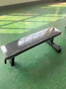 Banco <span class=keywords><strong>de</strong></span> Pesas Ajustable <span class=keywords><strong>de</strong></span> Metal Plano para Uso Comercial y Doméstico, Ideal para <span class=keywords><strong>Entrenamiento</strong></span> en Gimnasios y Estudios <span class=keywords><strong>de</strong></span> Fitness - Product Image 5