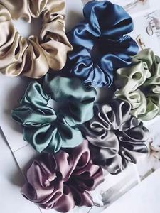 Élastiques à cheveux en soie 100% pure mûrier avec logo personnalisé, attaches pour queue de cheval pour filles, haute élasticité, 16, 19, 22 mm - Product Image 4