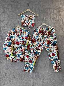 Conjunto de Pijama Hecho a Mano 100% Algodón, Pijama de Algodón Suave con Estampado Floral - Product Image 4