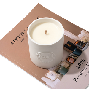 AIKUN - Vela Aromática Artesanal de Cera de Soja Orgánica en Frasco de Cerámica Único de Lujo con Etiqueta Privada, Venta al por Mayor - Product Image 1
