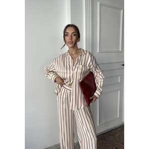 Costume en satin rayé bordeaux ODM en gros, 100 % soie, taille élastique, imprimé thermique, pour vêtements d'intérieur, XS, respirant, été/hiver - Product Image 3