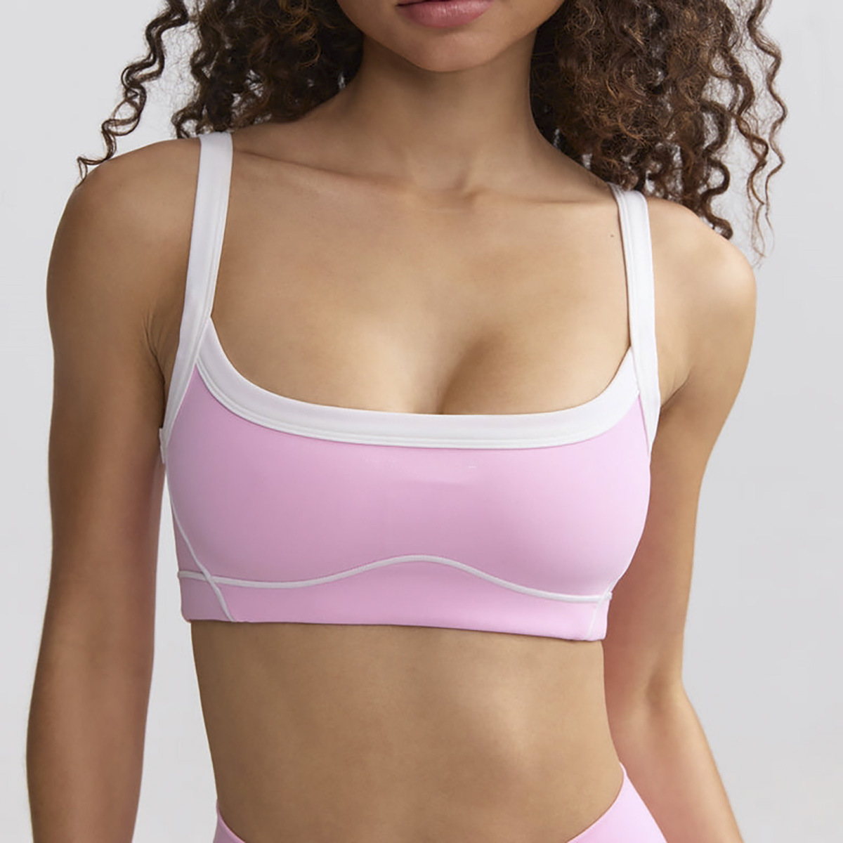 soutien-gorge rose