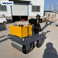 Compacteur routier mini 550 kg essentiel pour les travaux routiers, la restauration des nids-de-poule, les zones de stationnement et les améliorations des rues communautaires