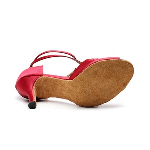 1030 Satén de seda rojo tacón 7,5 cm <span class=keywords><strong>Flamenco</strong></span> zapatos de baile - Product Image 2