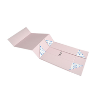 Boîte-cadeau d'emballage pliable rose en carton pliable rigide Scatola Regalo recyclable personnalisé pour l'expédition de vêtements