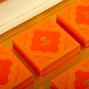Luxury Metal Plate Logo Brand Food <strong>Gifts</strong> Durian Mooncake Packaging Cookies <strong>Biscuit</strong> Packing Orange Mooncake Box with Paper Tray - Product Image 5