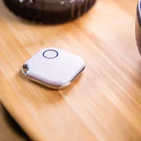 Botón de Activación Shelly BLU Button1 para Escenas de Acción, Alcance de 10m en Interiores/30m en Exteriores, Batería Incluida, Incompatible