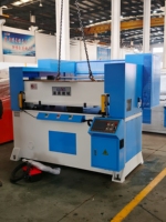 Máquina de Corte Plano Hidráulica de Cuatro Columnas con Cabezal Recedente Atom para Cuero y Textiles