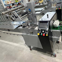 YF-420 Entièrement Automatique Bébé Couches Serviettes Hygiéniques Savon Machine D'emballage Type D'oreiller pour Biscuit Alimentaire Cas Feuille Film Emballage