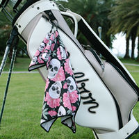 Nouveau design 2 pièces/ensemble imprimé drôle rose crânes microfibre serviette Golf Logo personnalisé Golf serviette mousqueton