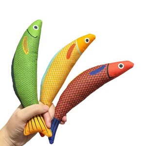 Jouet à mâcher durable en forme de poisson à la catnip pour chats, jouet pour chat avec impression en peluche, design sonore apaisant, fournitures pour animaux de compagnie - Product Image 5
