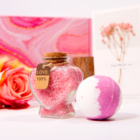 Rosen-Duft Maßgeschneidertes Aromaset Einfacher Stil Badezimmer-Geschenkset Natürliche Kerze Roll-on Salz-Kugeln Badebomben Körper- und Heim-Spa