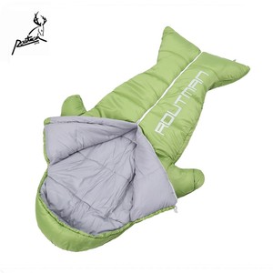 <span class=keywords><strong>Sac</strong></span> <span class=keywords><strong>de</strong></span> <span class=keywords><strong>couchage</strong></span> chauffant RS-93C personnalisé <span class=keywords><strong>en</strong></span> polyester 300T, <span class=keywords><strong>forme</strong></span> requin, motif <span class=keywords><strong>animal</strong></span>, design breveté, type hybride, pour l'extérieur, hiver - Product Image 3