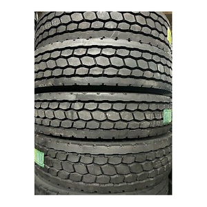Neumático Radial Sin Cámara de Alta Calidad con Diseño Profesional 285/75R24.5 16PR, Patrón de Tracción, para Camiones Ligeros, Nuevo, Reemplazo, EE. UU. - Product Image 4