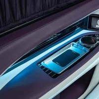 Améliorez l'intérieur de votre fourgonnette : Chargeur sans fil universel 10W avec indicateur LED, installation facile pour V-Class Sprinter, accessoires automobiles