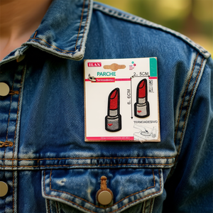 Ilan Parche 6.6x2.5 Cm Termoadesivo Patch a Forma di Rossetto - Product Image 3