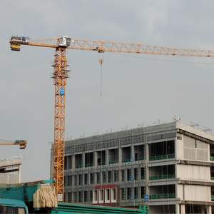 Grúa Torre de Plataforma Plana DAHAN NUEVA QTZ315-7527-12T, Alcance 75m, Altura Máxima 240m, Momento de Elevación Nominal 315t.m, Alta Eficiencia - Product Image 3