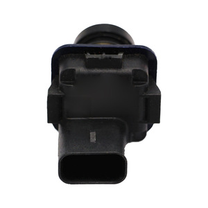 Cámara para Auto Ford Raptor, Visión Nocturna, Resolución 460x600, Señal de Video Estándar de 12V CC - Product Image 1