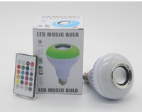 Ampoule LED RGB avec haut-parleur intégré, lecteur de musique, télécommande, éclairage décoratif changeant de couleur, ampoule LED RGB intelligente