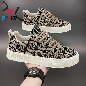รองเท้าผ้าใบสไตล์ใหม่ปี 2025 สีสันหลากหลาย รองเท้าลำลองสำหรับผู้ชาย - Product Image 3