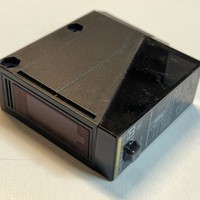 1 Article Neuf et Original E3jm-r4r4t-g-33 E3jmr4r4tg33 Produit Neuf et Original avec une garantie d'un an