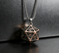 Collier de dés D20 vintage en métal, pendentif polyédrique de qualité supérieure, finition antique, bijoux RPG de table en gros pour les joueurs de D&D