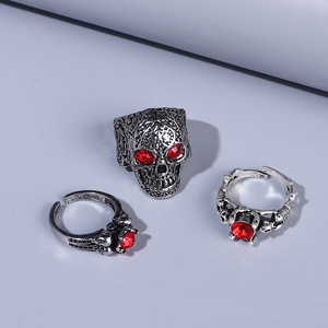 Phóng đại Vòng sọ với mắt đỏ | đường phố Punk kinh dị vòng hợp kim phụ kiện bán buôn | tất cả các trận đấu xu hướng - Product Image 4