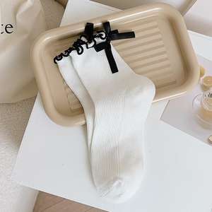 थोक उच्च गुणवत्ता प्यारी लड़की वसंत लहर बढ़त Bowknot Soild रंग छात्र सूती मोजे - Product Image 3