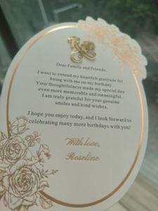 Invitaciones de boda de lujo Tarjeta inicial de espejo 3D Personalizado Flor de Rosa Menú de hoja de oro Tarjetas de papel de estilo de hadas de alta calidad - Product Image 3